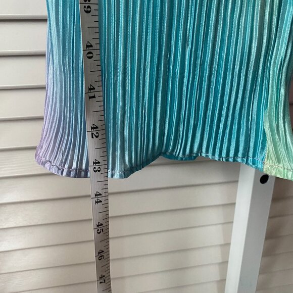 NWT Dressed in LALA Rainbow Dream Long Sleeve Plissé Set, Size S - Picture 9 of 16